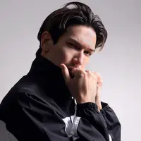 Eksklusif Dimas Beck ((Foto: Adrian Putra, Digital Imaging: Nurman Abdul Hakim/Fimela.com, Wardrobe: Dimas Beck  X   Balenciaga)