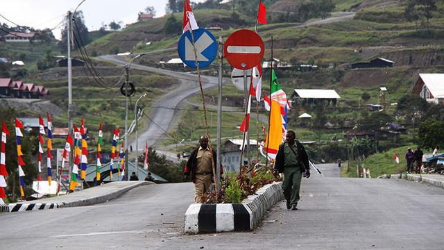 Kontak Senjata Di Puncak Jaya 1 Anggota Tni Tertembak News Liputan6 Com