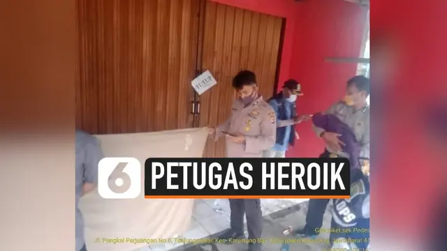 VIDEO: Aksi Heroik Polisi Karawang Bantu Pengemis Melahirkan di Pinggir Jalan