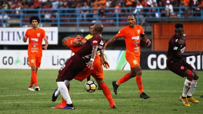PSM Makassar menang 2-1 atas Borneo FC, Jumat (19/10/2018) di Stadion Segiri, Samarinda. (Bola.com/Abdi Satria)
