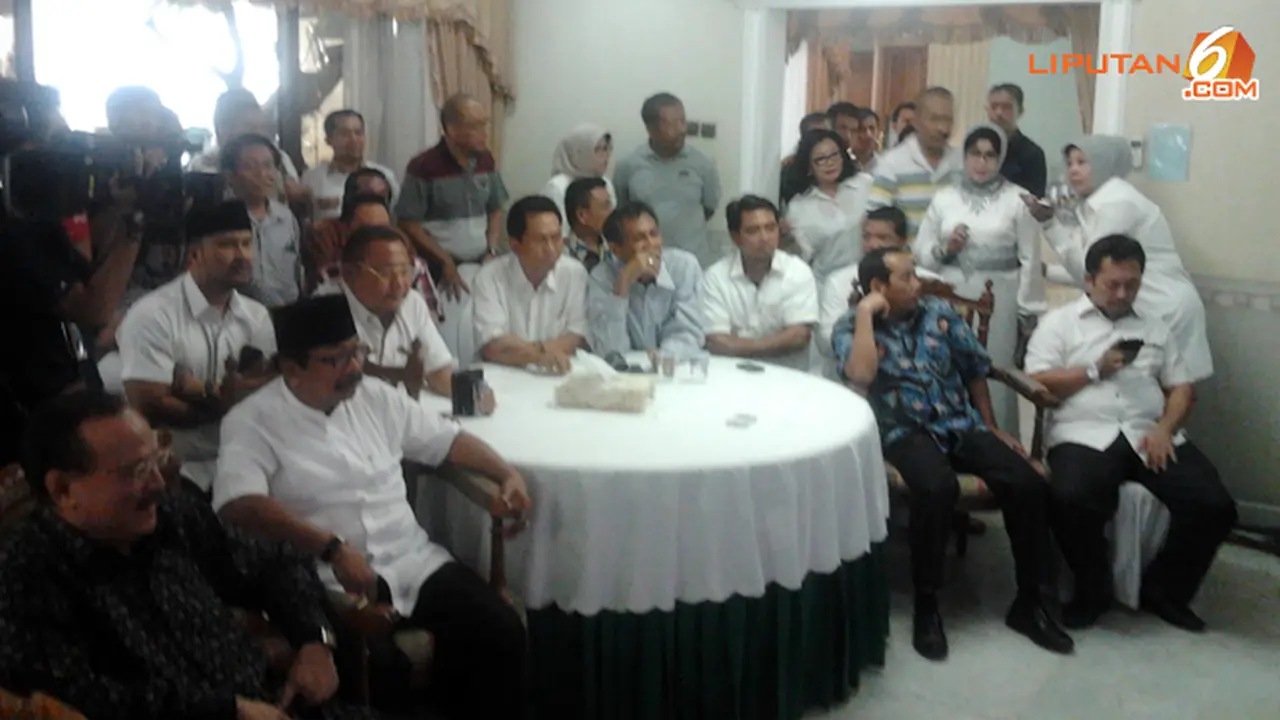 soekarwo-tonton-130829b.jpg