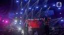 Tak hanya itu, Guyon Waton juga membawakan lagu terbaru mereka yang berjudul 'Gampil'. (Liputan6.com/Herman Zakharia)