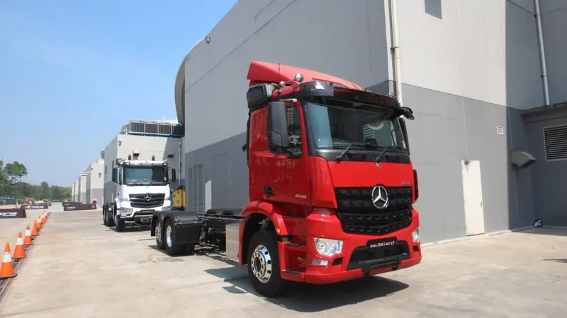 Mercedes-Benz secara resmi meluncurkan Actros dan Arocs untuk pasar otomotif Indonesia.