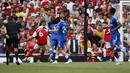 Pemain Arsenal Gabriel Magalhaes mencetak gol gawang Everton pada pertandingan sepak bola Liga Inggris di Emirates Stadium, London, Inggris, 22 Mei 2022. Arsenal menang dengan skor 5-1. (AP Photo/David Cliff)
