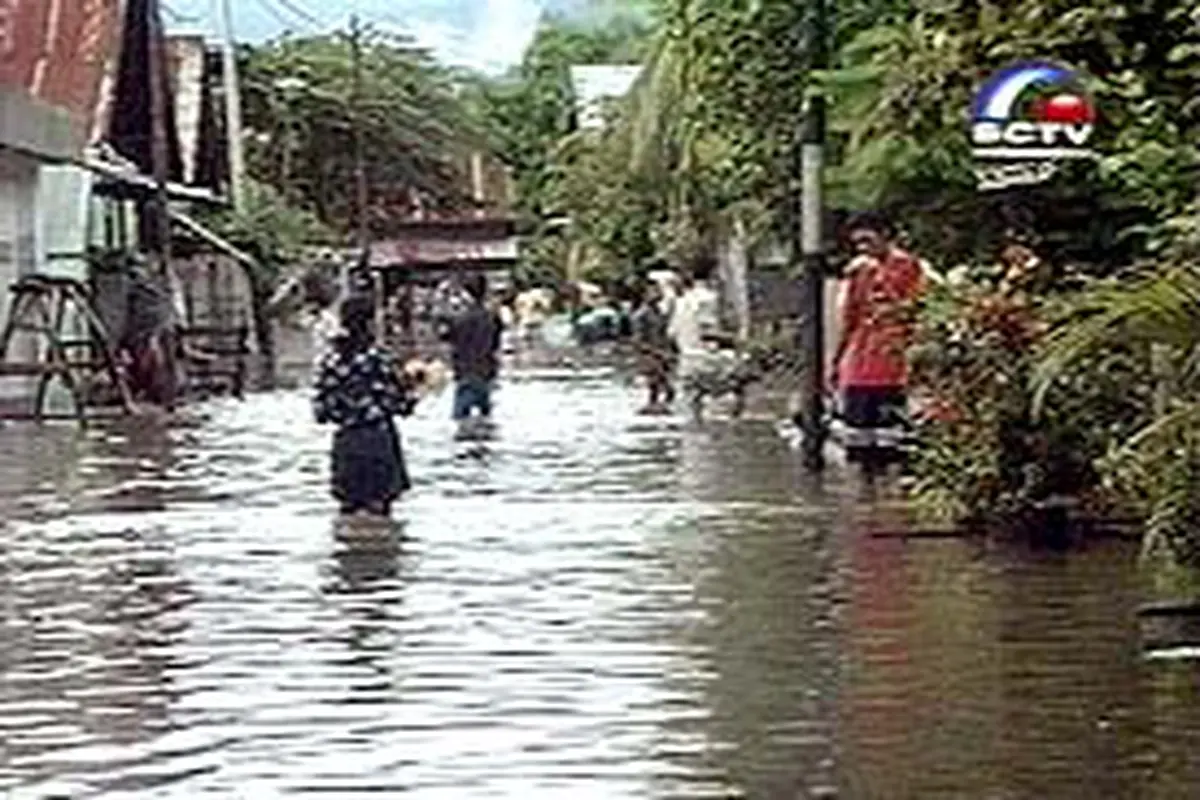 251001cBanjir-Aceh.jpg