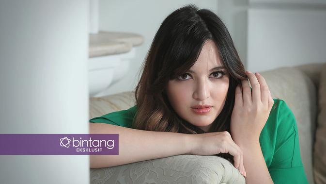 Eksklusif, Kisah Rumah Tangga Nia Ramadhani yang Jauh dari 