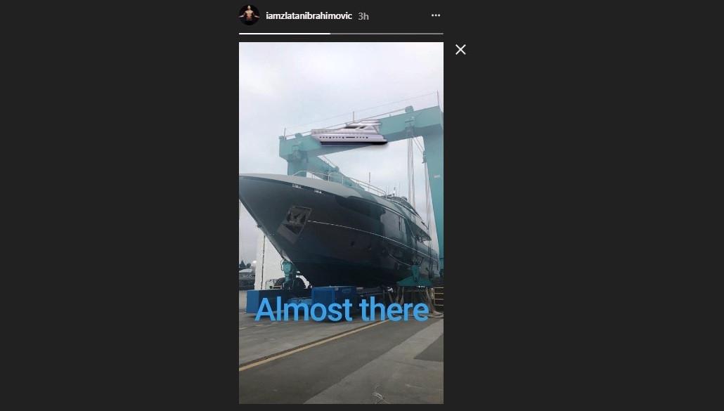 Zlatan Ibrahimovic memamerkan kapal pesiar. (Instagram)