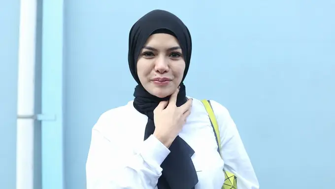 [Bintang] Nikita Mirzani