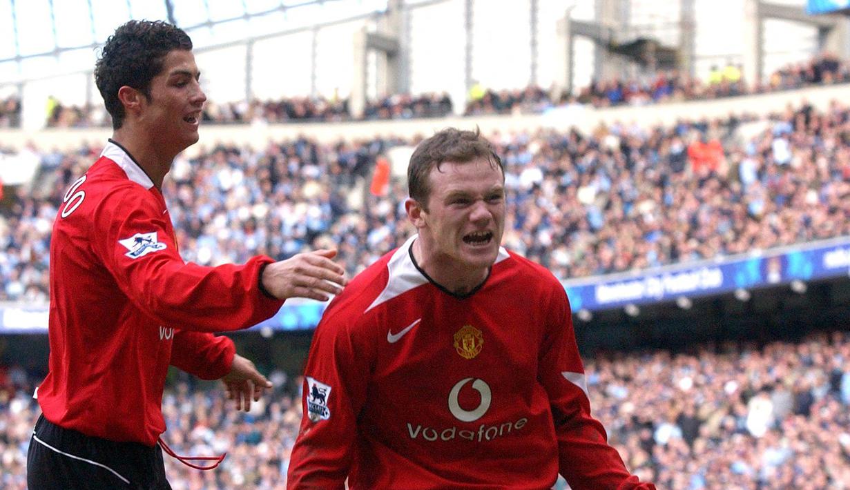Wayne Rooney. Striker yang total 13 musim memperkuat Manchester United mulai 2004/2005 hingga 2016/2017 ini tercatat 206 kali bermain bersama Cristiano Ronaldo. Bersama Setan Merah ia mengoleksi total 559 penampilan dengan torehan 253 gol. (Foto: AFP/Paul Barker)