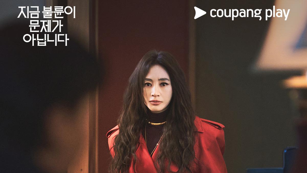 Fashion Battle Kim Hye Soo dan Cho Yeo Jeong di "The Affair Was Just The Beginning"