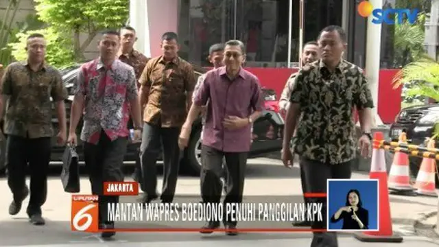 Mantan Wakil Presiden Boediono mendatangi gedung KPK. Kehadiran Mantan Gubernur Bank Indonesia itu diduga terkait dengan kasus Bank Century.