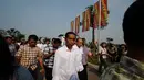 Dengan mengenakan kemeja putih Jokowi tiba di Taman Waduk Pluit pukul 15.30 WIB, Jakarta, (22/7/14) (Liputan6.com/Herman Zakharia)