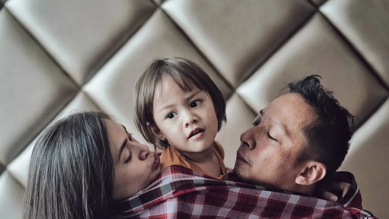 [Fimela] Ringgo Agus Rahman dan Sabai Morscheck