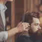 Potongan rambut bisa jadi daya tarik pria terhadap wanita. Mengikuti gaya tren rambut 2017 bisa menjadikan Kamu selangkah ke jodoh kamu.