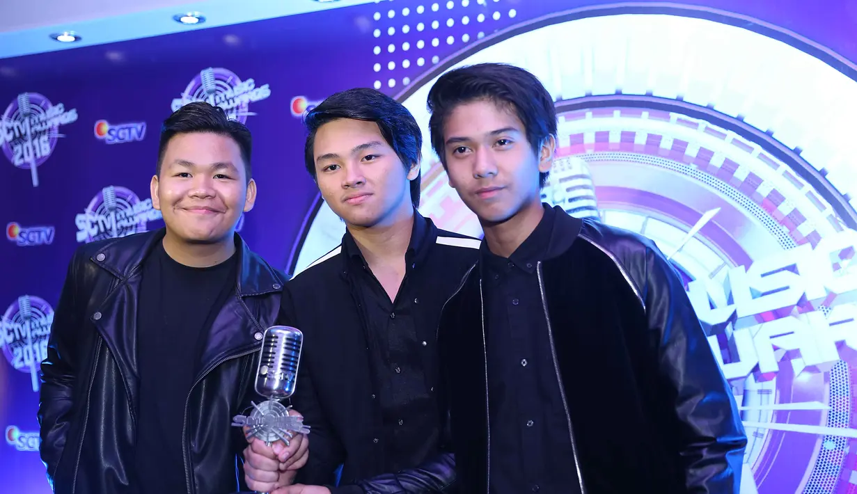 CJR didapuk menjadi nominasi pemenang boy band paling ngetop  versi SCTV Music Awards 2016. (Nurwahyunan/Bintang.com)