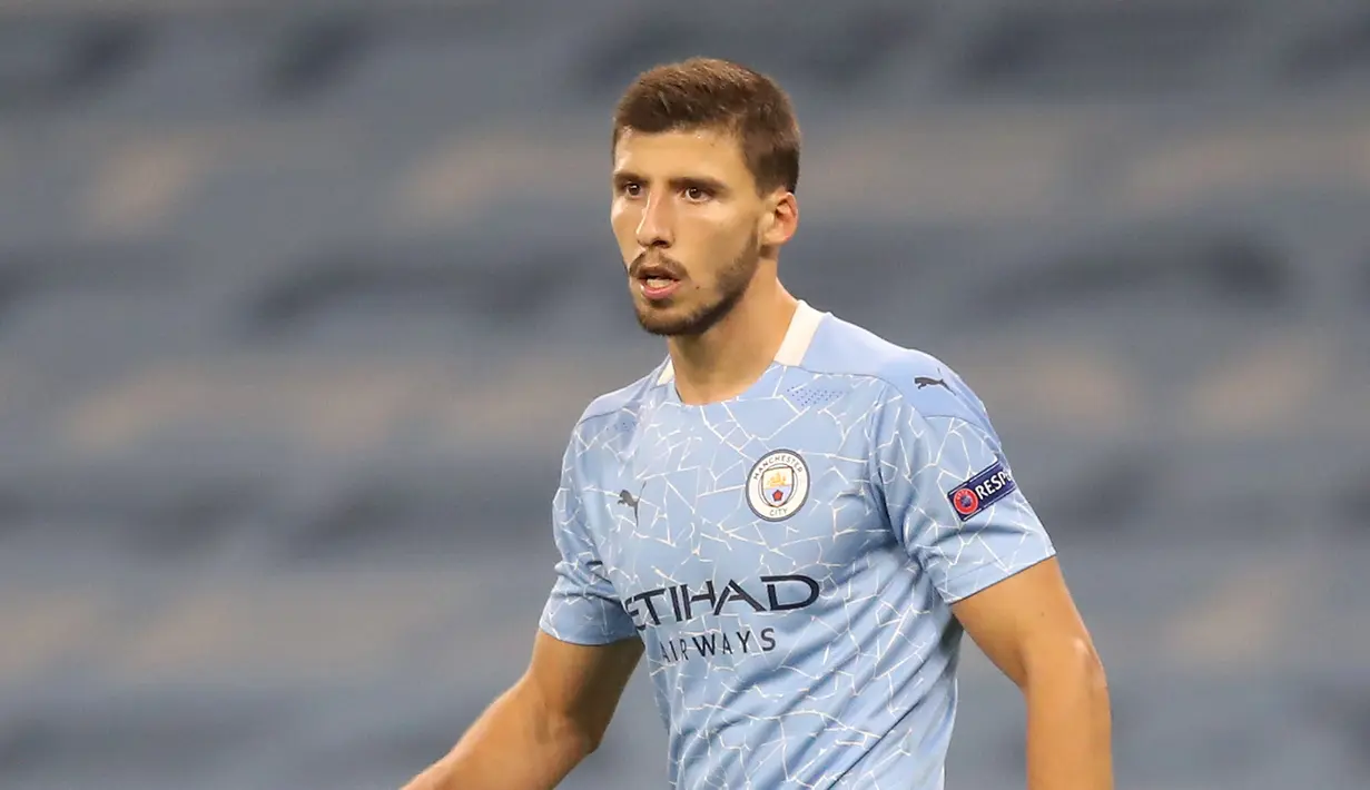 1. Ruben Dias (68 juta euro) - Bek asal Portugal ini menjadi pemain termahal yang dilabuhkan Pep Guardiola ke Manchester City pada bursa transfer 2020 lalu. Ruen Dias didatangkan dari Befinca dengan transfer mencapai 68 juta euro. (AFP/Martin Rickett/pool)
