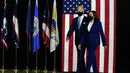 Calon Presiden dan Calon Wakil Presiden Partai Demokrat, Joe Biden dan Kamala Harris tampil bersama di Alexis Dupont High School di Wilmington, Delaware, Rabu (12/8/2020).  Acara tersebut menjadi penampilan perdana keduanya di depan publik sebagai pasangan capres-cawapres. (AP Photo/Carolyn Kaster)