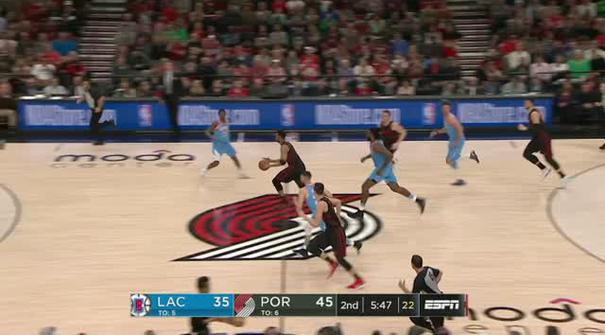 Berita video game recap NBA 2017-2018 antara Portland Trail Blazers melawan LA Clippers dengan skor 105-96.