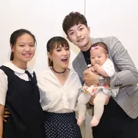 Lee Jeong Hoon dan Monique Octaviani alias Moa