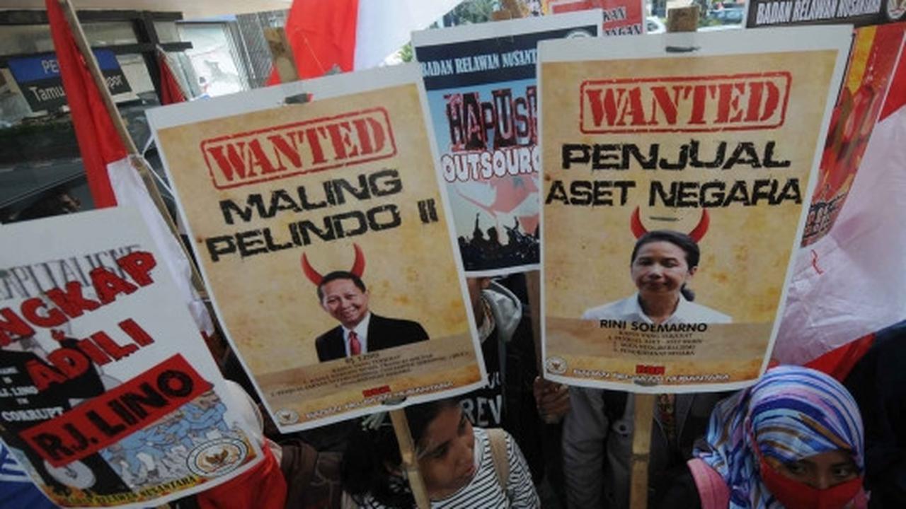 Mahasiswa geruduk KPK tuntut Menteri Rini dan RJ Lino ditangkap
