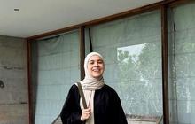 Rekomendasi Celana yang Cocok untuk Baju Hitam, Agar Tak Terlalu Monoton