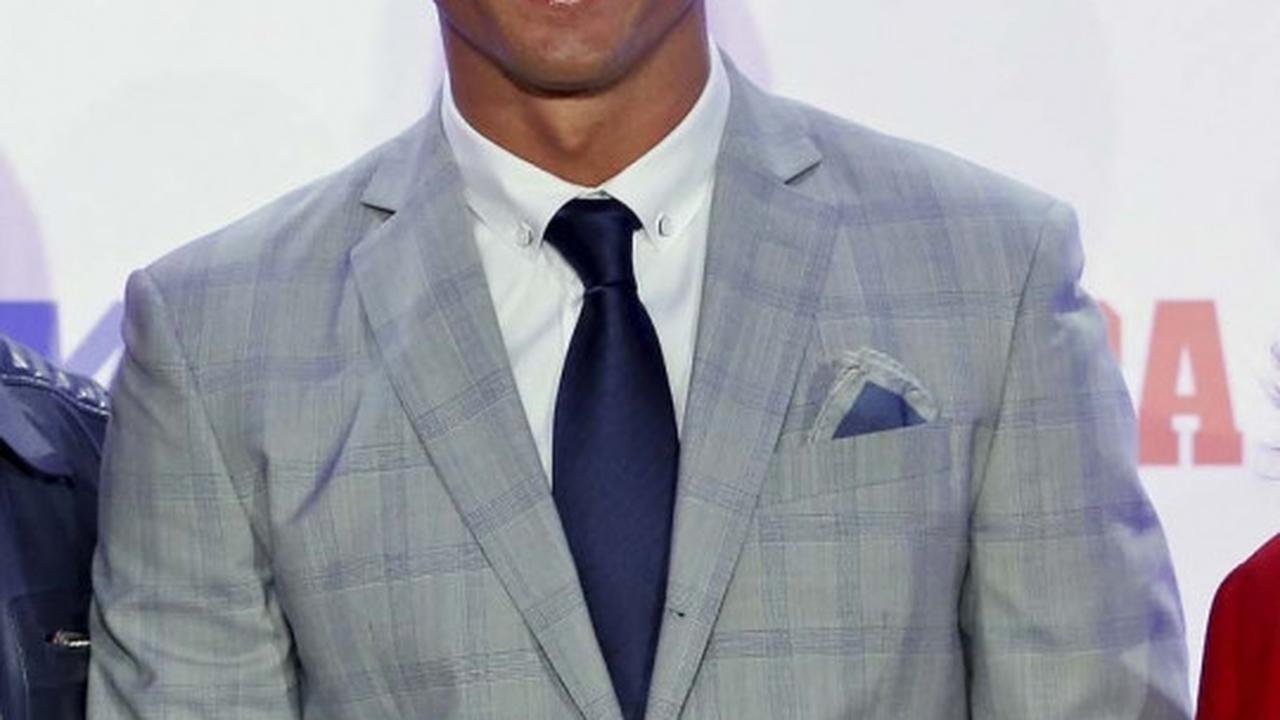 Semringah Cristiano Ronaldo kembali raih sepatu emas