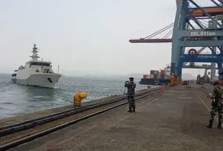 Tiga Kapal Perang Dikerahkan Cari 5 Jurnalis Hilang di Selat Sunda