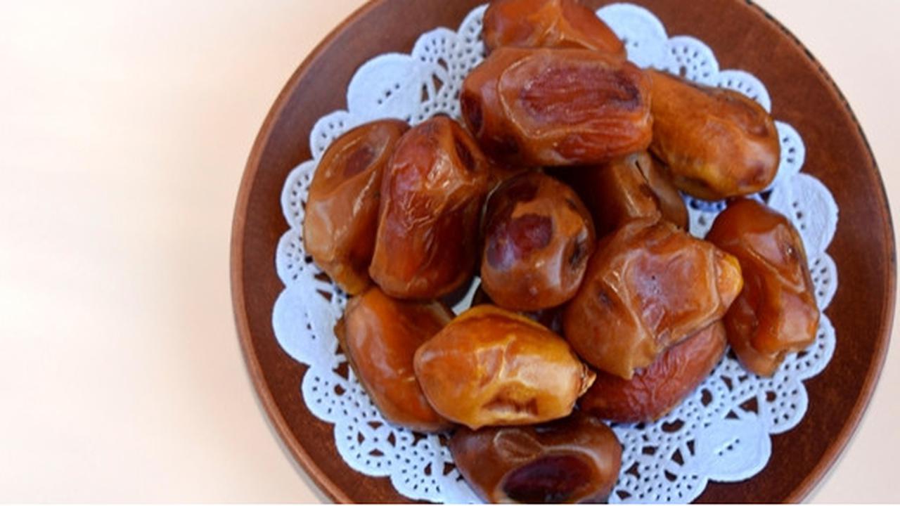 Tak Sekedar Identik dengan Ramadhan, Kurma Ternyata Punya Manfaat Baik untuk Kesehatan
