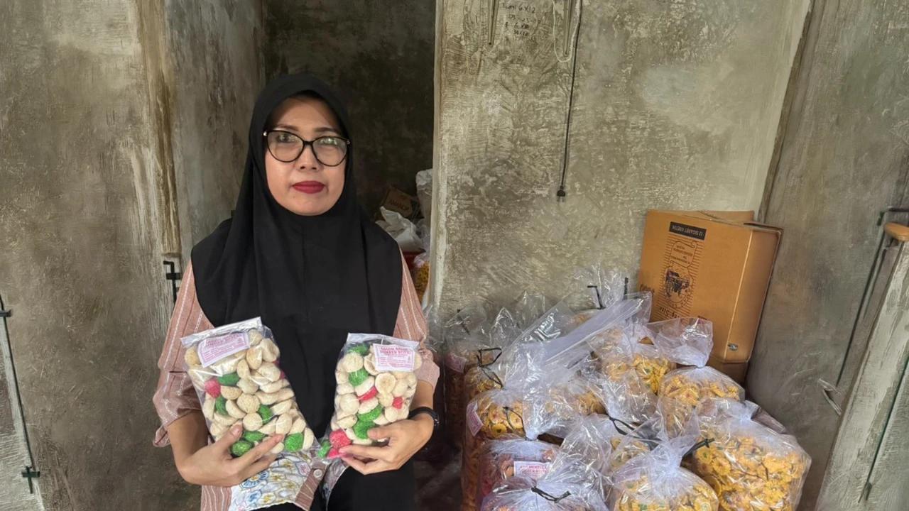 Dari Dapur Sederhana, Perempuan Tangguh Ini Sukses Kembangkan Usaha Kue Hingga Banjir Pesanan Berkat Dukungan BRI