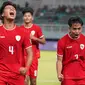 Selebrasi pemain Timnas Indonesia U-19, Kadek Arel (kiri) setelah mencetak gol ketiga timnya ke gawang Filipina U-19 pada laga Grup A Piala AFF U-19 2024 di Stadion Gelora Bung Tomo, Surabaya, Rabu (17/7/2024). (Dok. PSSI)