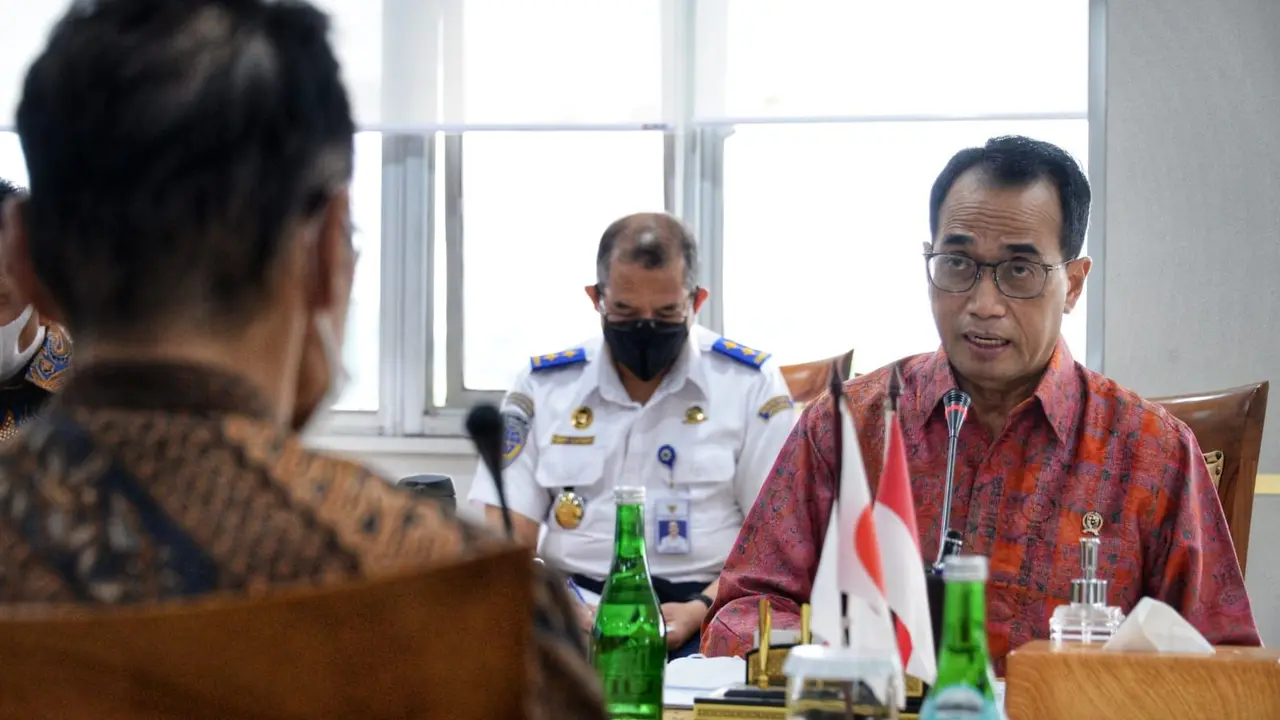 Menteri Perhubungan Budi Karya Sumadi mengapresiasi komitmen dari TTC untuk merealisasikan beroperasinya Car Terminal. (Dok Kemenhub)