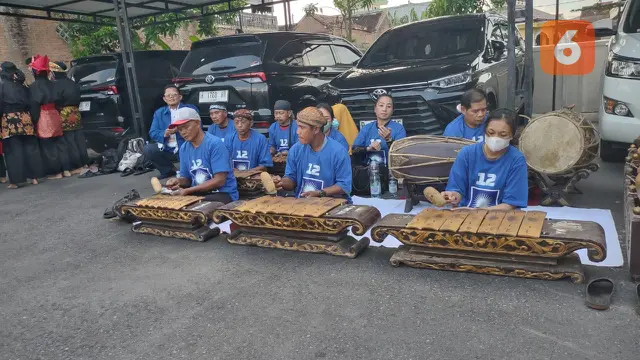 Tak Hanya Bersepeda, Tampilkan Seni Tari dan Gamelan PAN Daftarkan 45 Bacaleg ke KPU