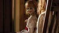 Raih Peringkat 5 Horor Terlaris, The Conjuring Ancam The Exorcist