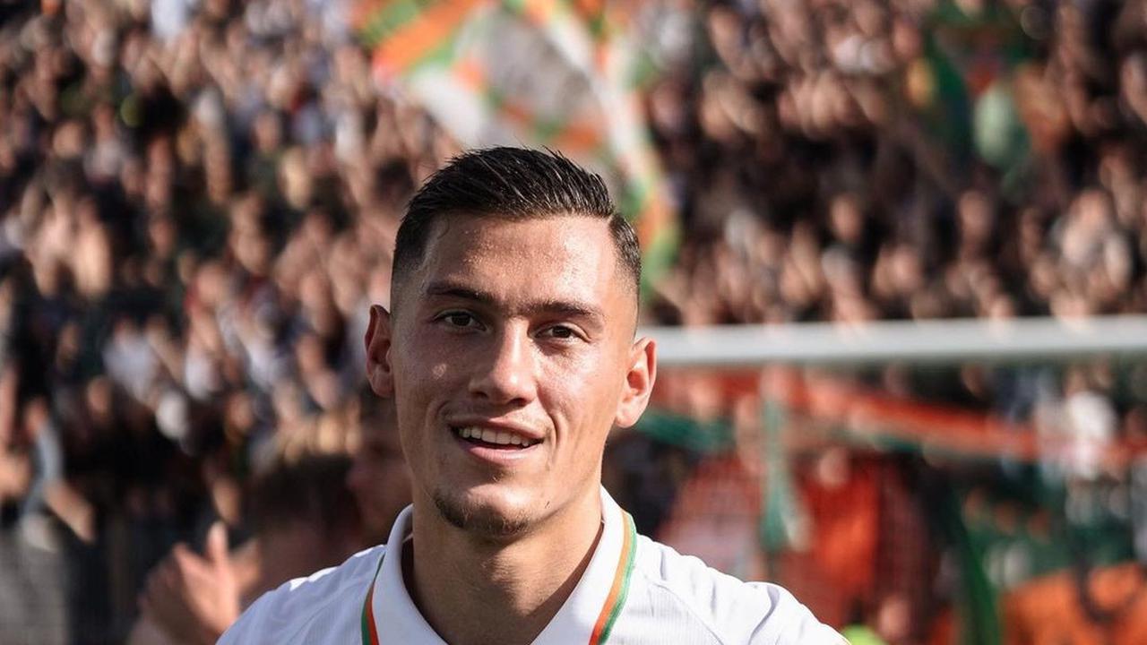7 Potret Pien Boonen, Kekasih Jay Idzes Pemain Timnas Indonesia yang Berprofesi sebagai Model
