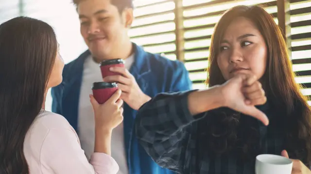 rendah diri dan selingkuh