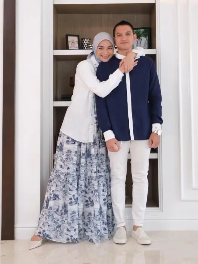 6 Gaya Couple ala Pasangan Artis yang Bisa jadi Inspirasi Lebaran, Tissa Biani & Dul Jaelani Tampil Elegan