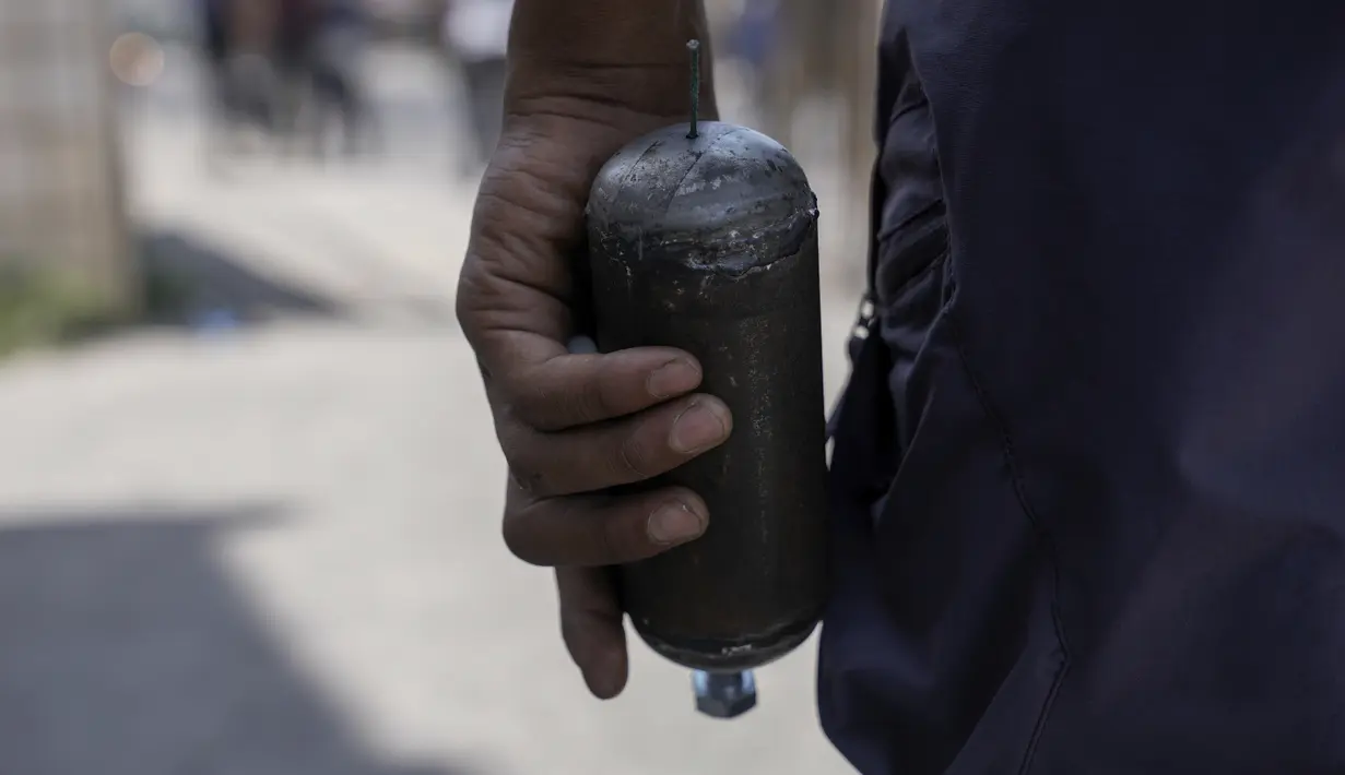 <p>Israel meningkatkan operasi militer di wilayah Tepi Barat dalam beberapa hari ini setelah keduanya saling menyerang. (AP Photo/Majdi Mohammed)</p>