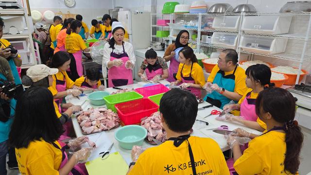 KB Bank dan Perusahaan Afiliasi KBFG di Indonesia Berkolaborasi Bantu Tingkatkan Gizi Anak yang Kurang Mampu
