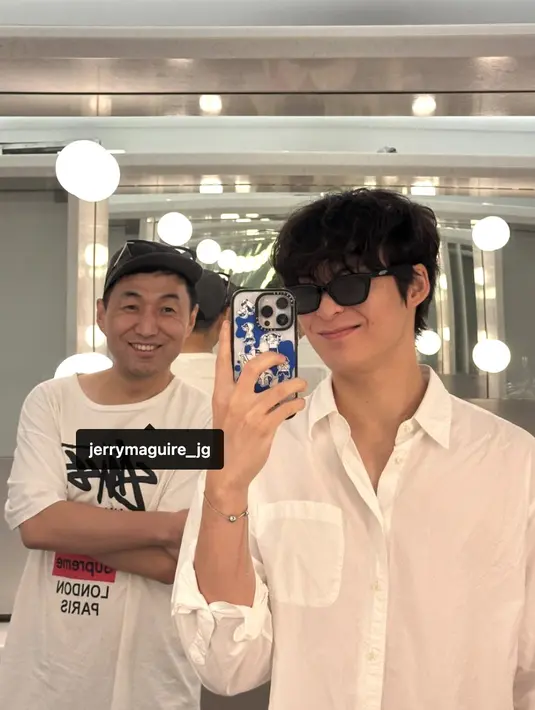 Secara keseluruhan, Song Geon Hee tampak begitu menikmati kunjungannya ke Dubai. [Foto: Instagram @songgeonhee]