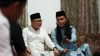 Menteri Perdagangan (Mendag), Zulkifli Hassan mengunjungi Pondok Pesantren Ora Aji yang dimiliki oleh Miftah Maulana Habiburrohman alias Gus Miftah di Sleman, Yogyakarta, Sabtu (20/5/2023), malam. (Dok. Istimewa)