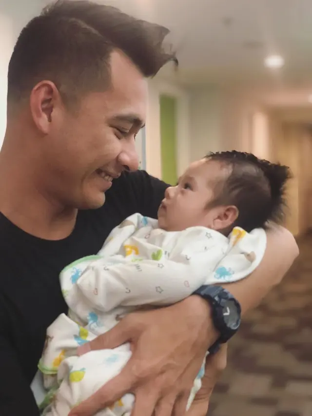 Momen Eza Gionino Bareng Nichole Zalya (sumber: Instagram/ezagio)