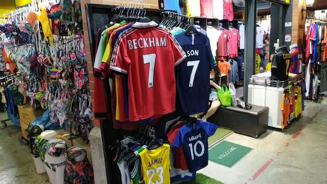 Jersey langka David Beckham saat Bola.com meliput ARRC 2019 di Thailand.