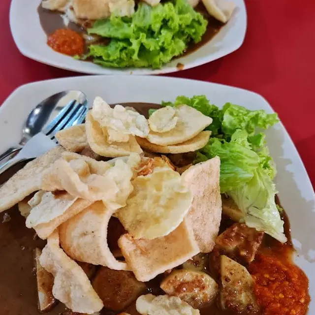 Rekomendasi Tempat Makan Siang Enak di Surabaya