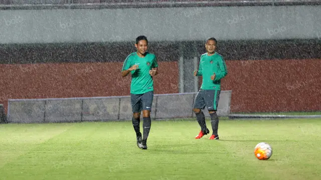 Evan Dimas