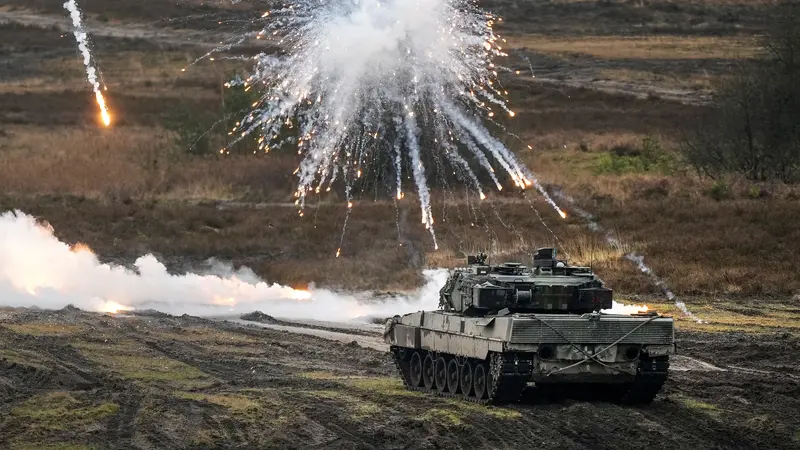 Jerman Unjuk Kemampuan Tempur Tank Leopard 2A6