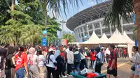 Dominasi Cewek-Cewek: Antrian Panjang Suporter Jelang Laga Timnas Indonesia Vs Irak