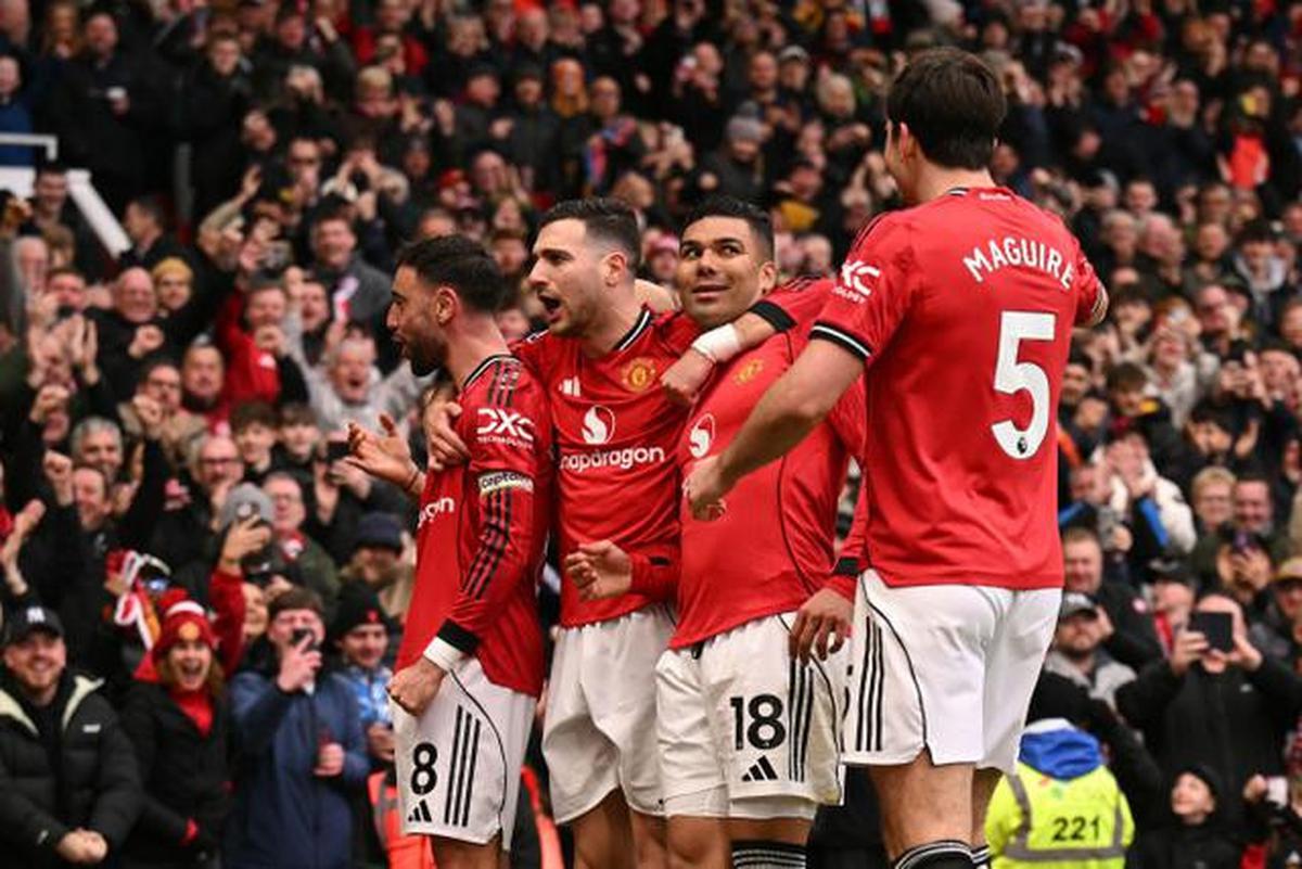 Bruno Fernandes dan Masa Depannya di MU: Michael Carrick Pastikan Tidak Bakal Melepas Sang Playmaker
