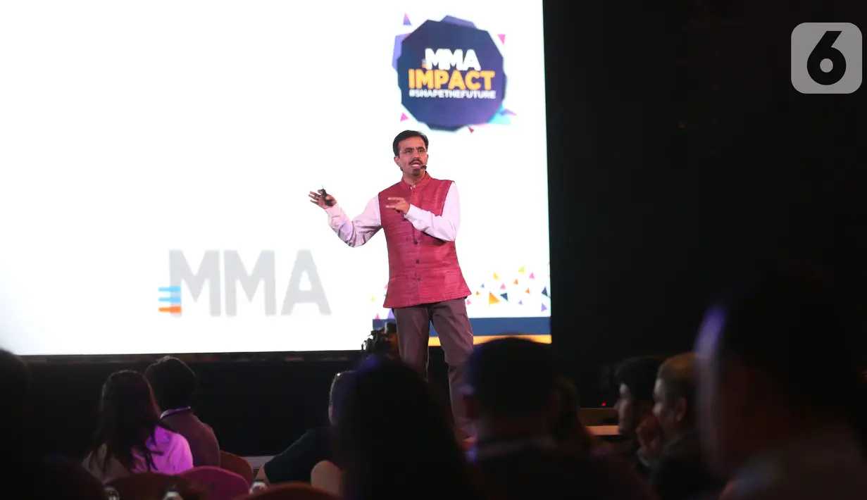Managing Director MMA APAC Rohit Dadwal menjadi pembicara  dalam forum pemasaran digital MMA Impact Indonesia 2019 di Jakarta, Kamis (3/10/2019). MMA Impact Indonesia 2019 membahas seluk beluk dan peluang mengenai pemasaran digital di Indonesia. (Liputan6.com/Angga Yuniar)
