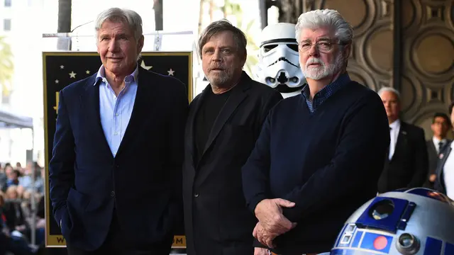 Kegembiraan Pemain Star Wars, Mark Hamill Saat Dianugerahi Hollywood Walk of Fame