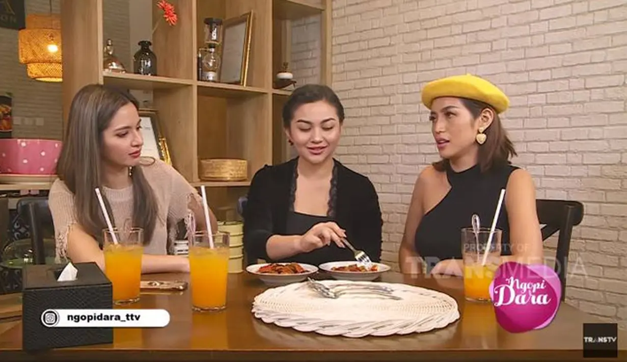 Ariel Tatum (Youtube/Trans TV Official)